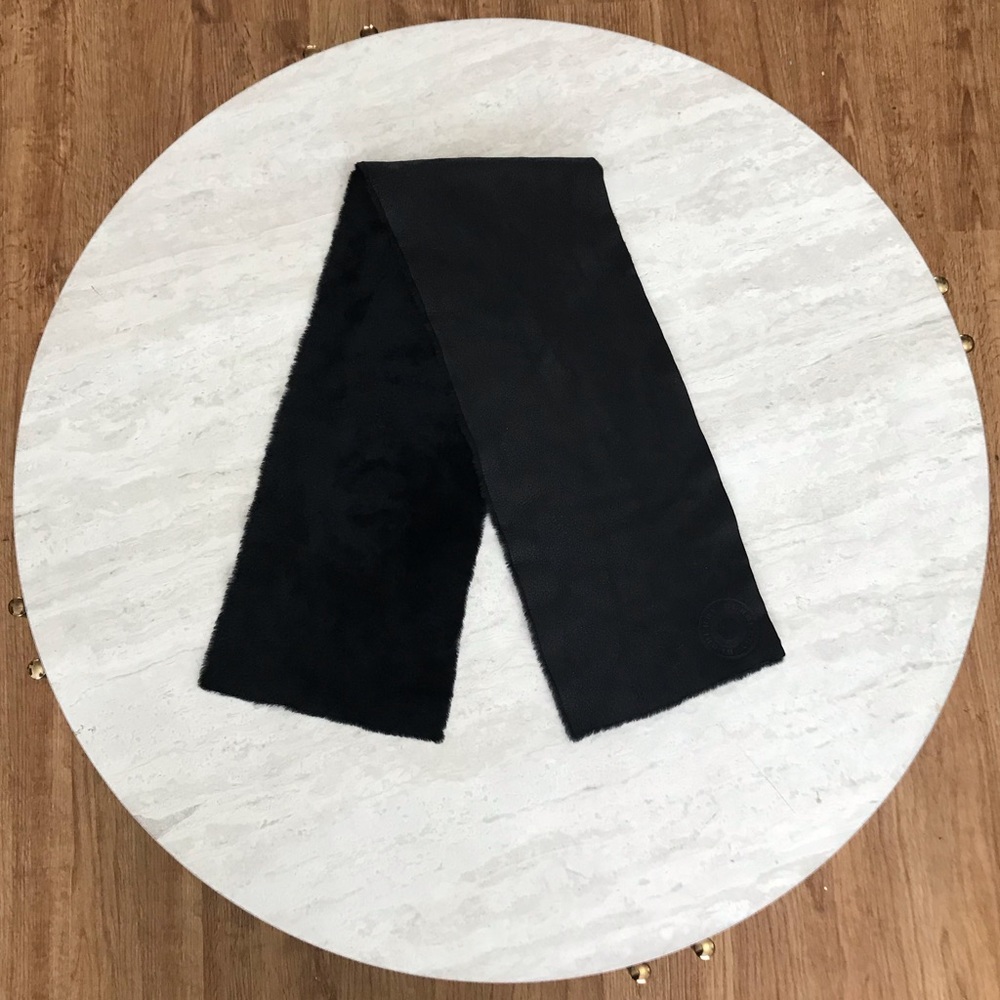 Burberry Black Shearling Scarf